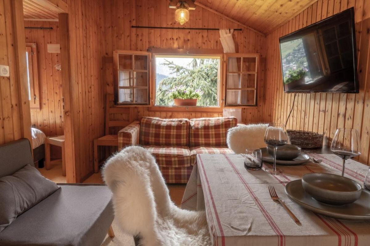 Гостевой дом Cosy Chalet With Panoramic Views In Вербье Экстерьер фото